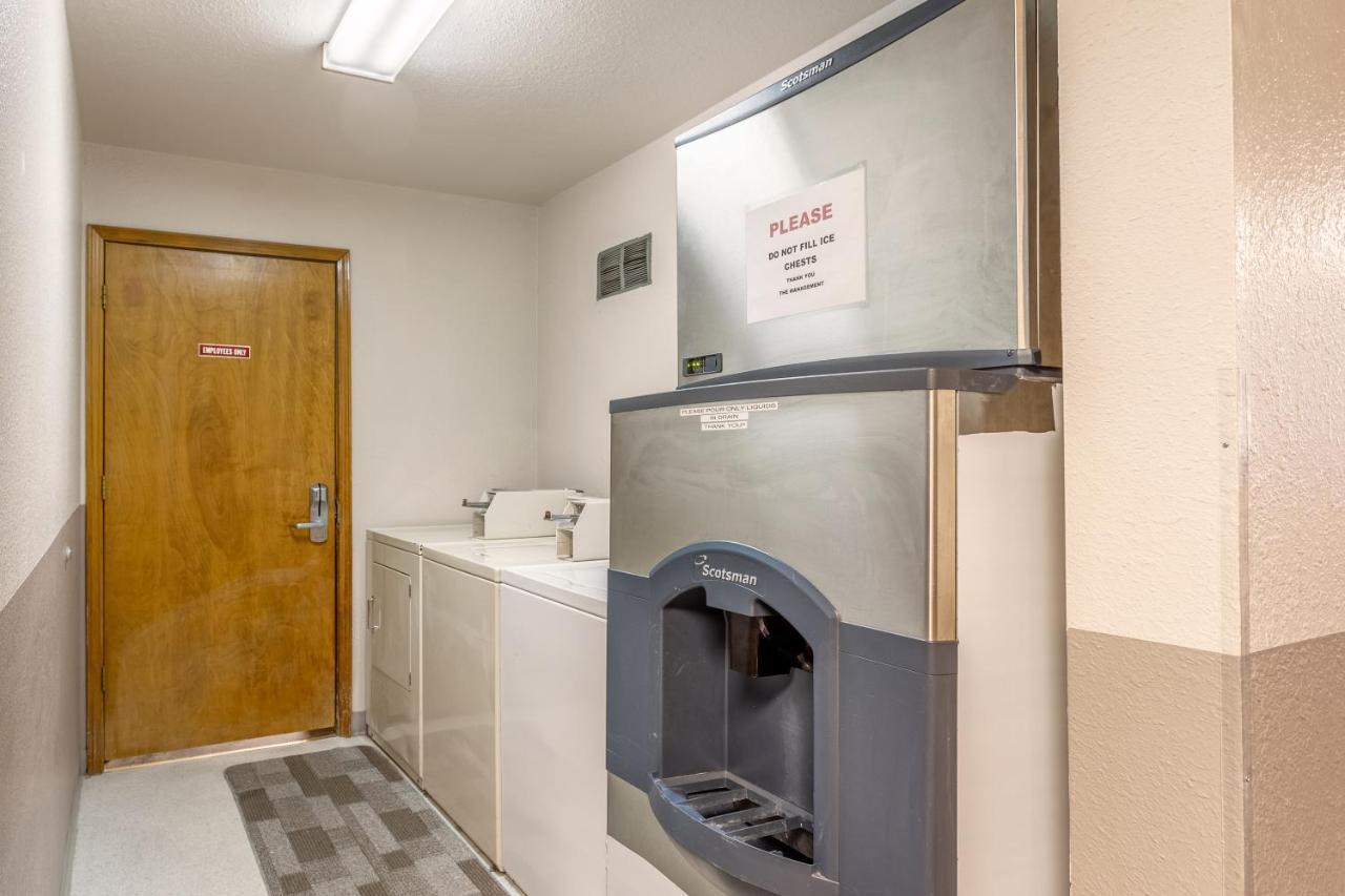 Americas Best Value Inn Burns Zewnętrze zdjęcie