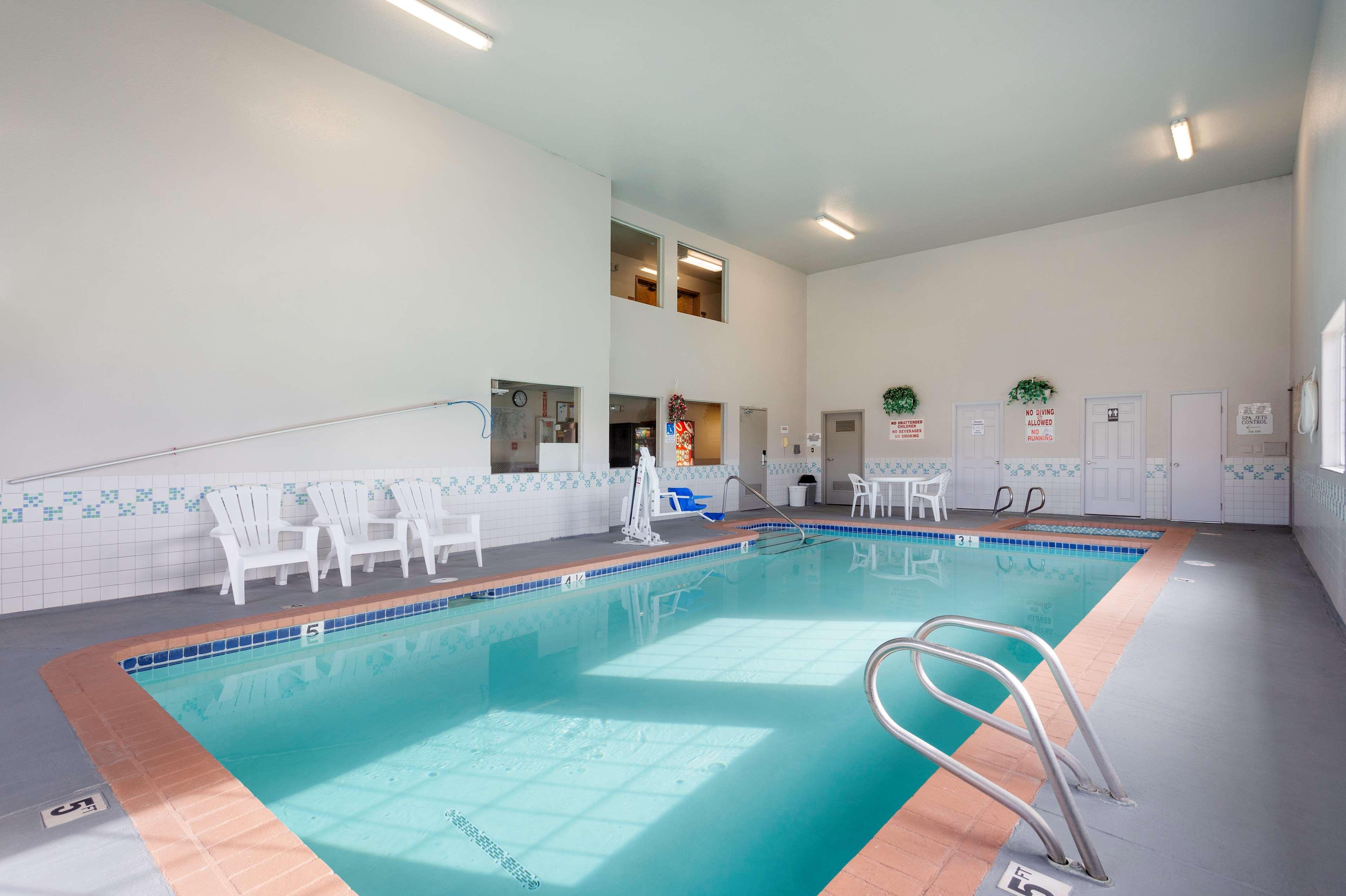 Americas Best Value Inn Burns Zewnętrze zdjęcie