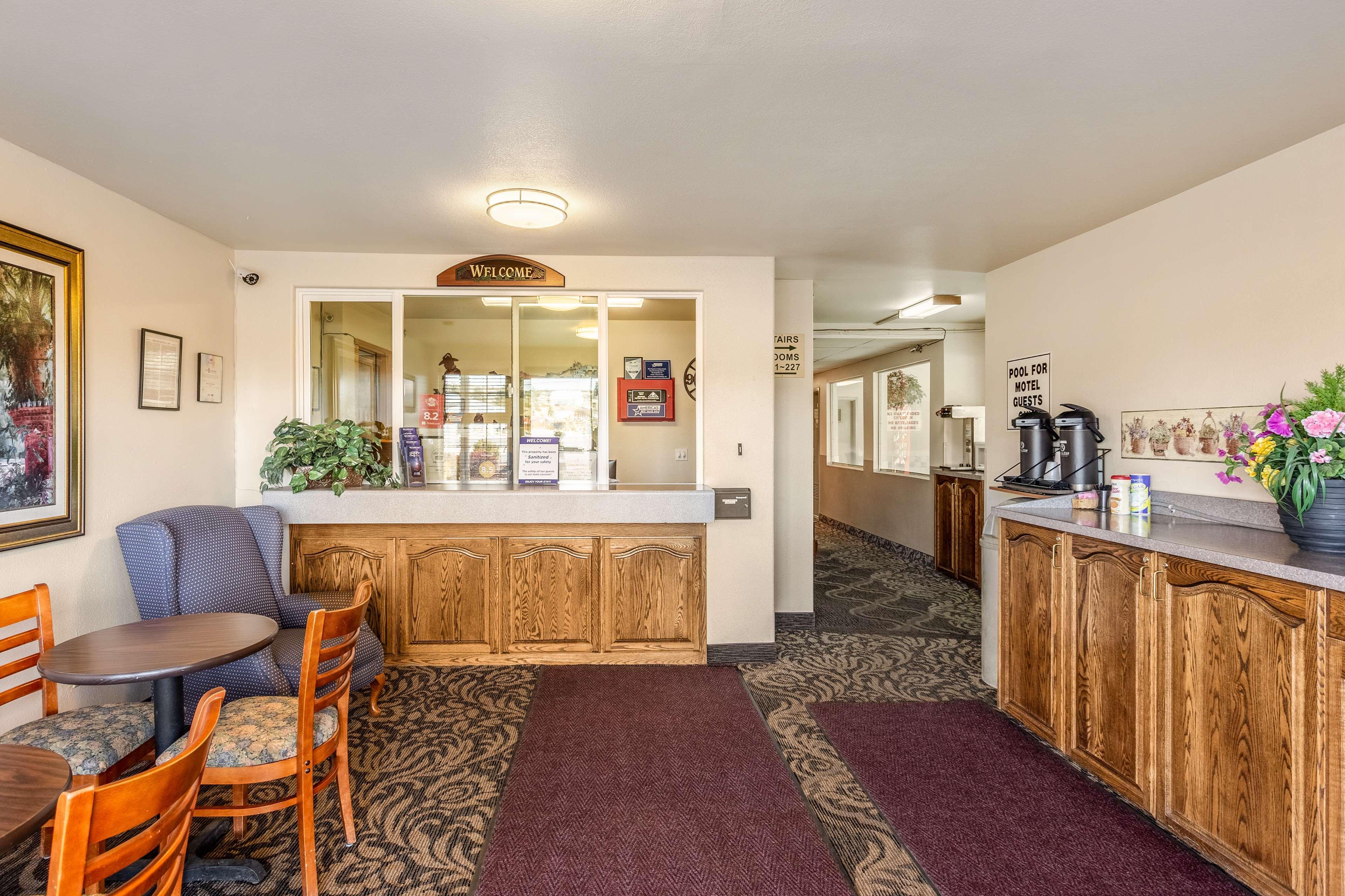 Americas Best Value Inn Burns Zewnętrze zdjęcie