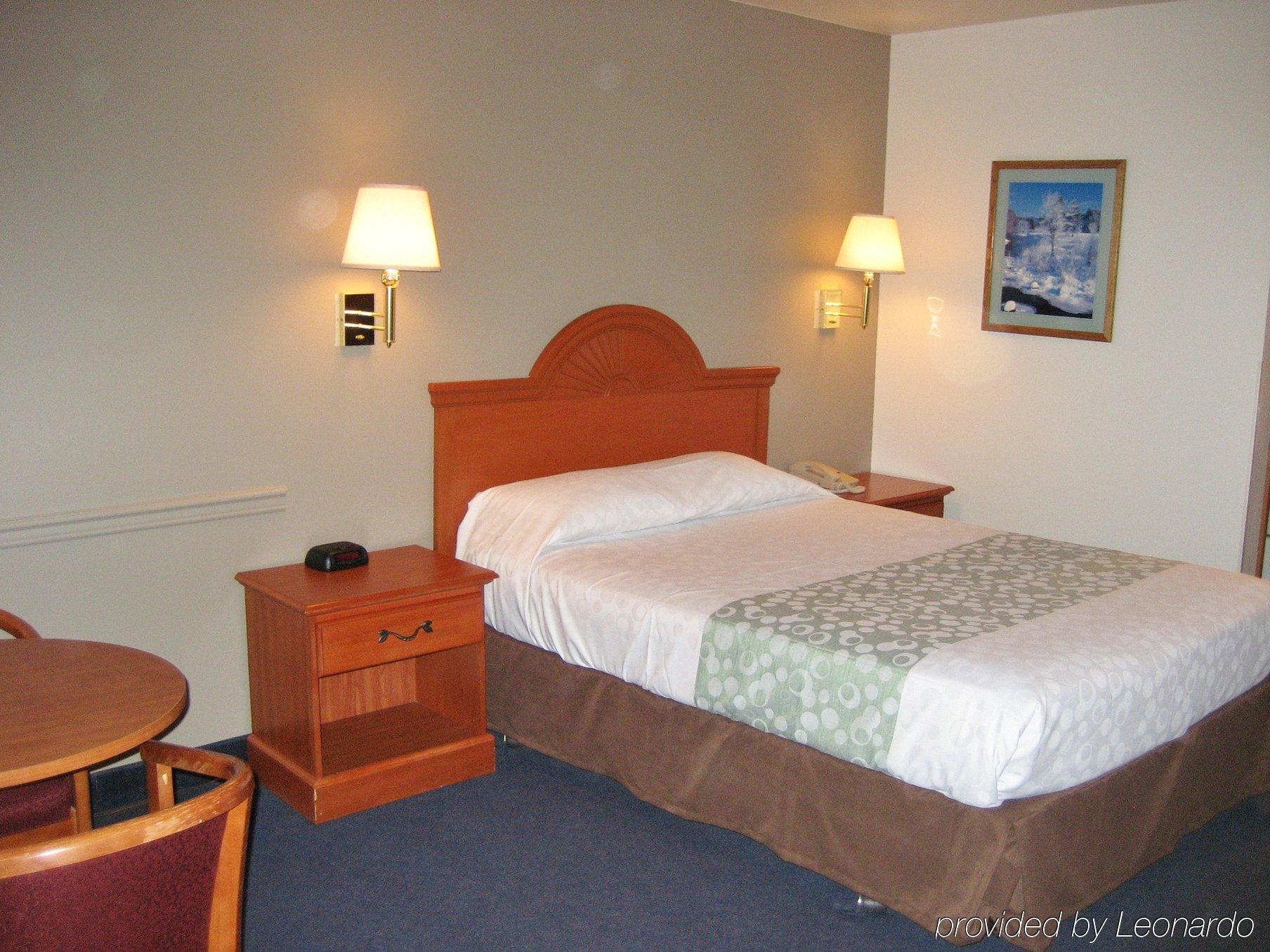 Americas Best Value Inn Burns Zewnętrze zdjęcie