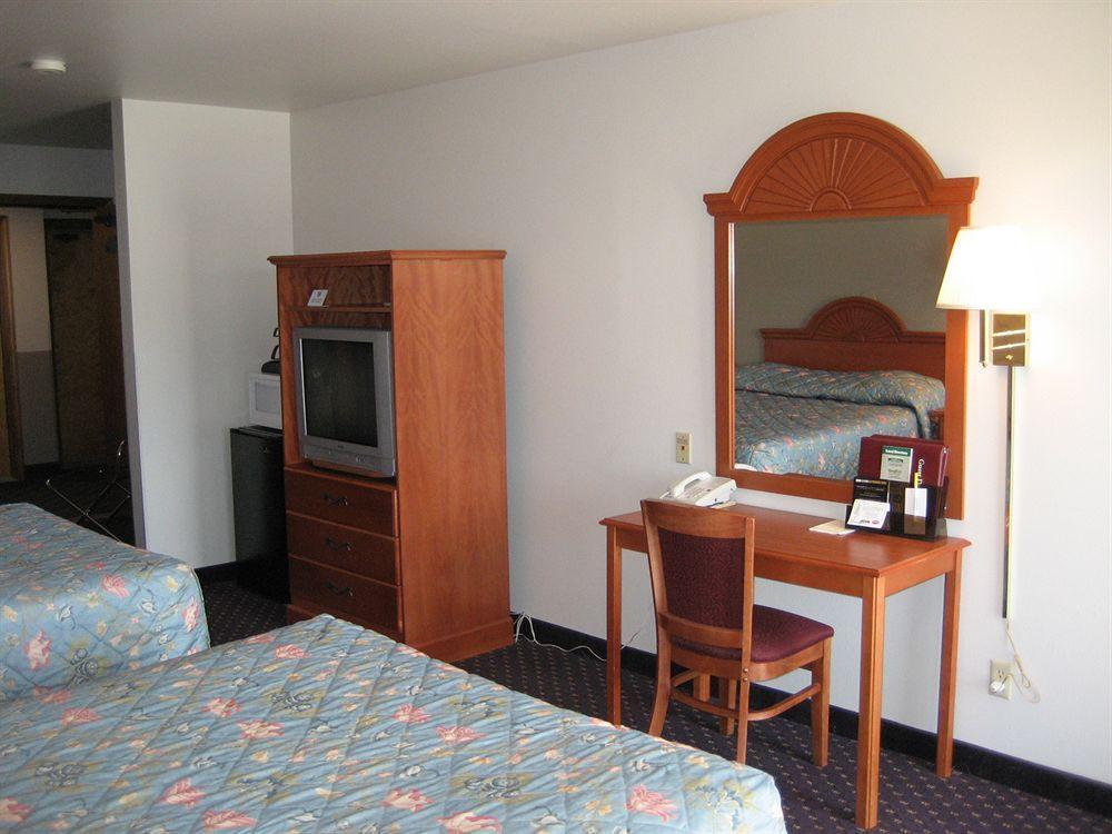 Americas Best Value Inn Burns Zewnętrze zdjęcie