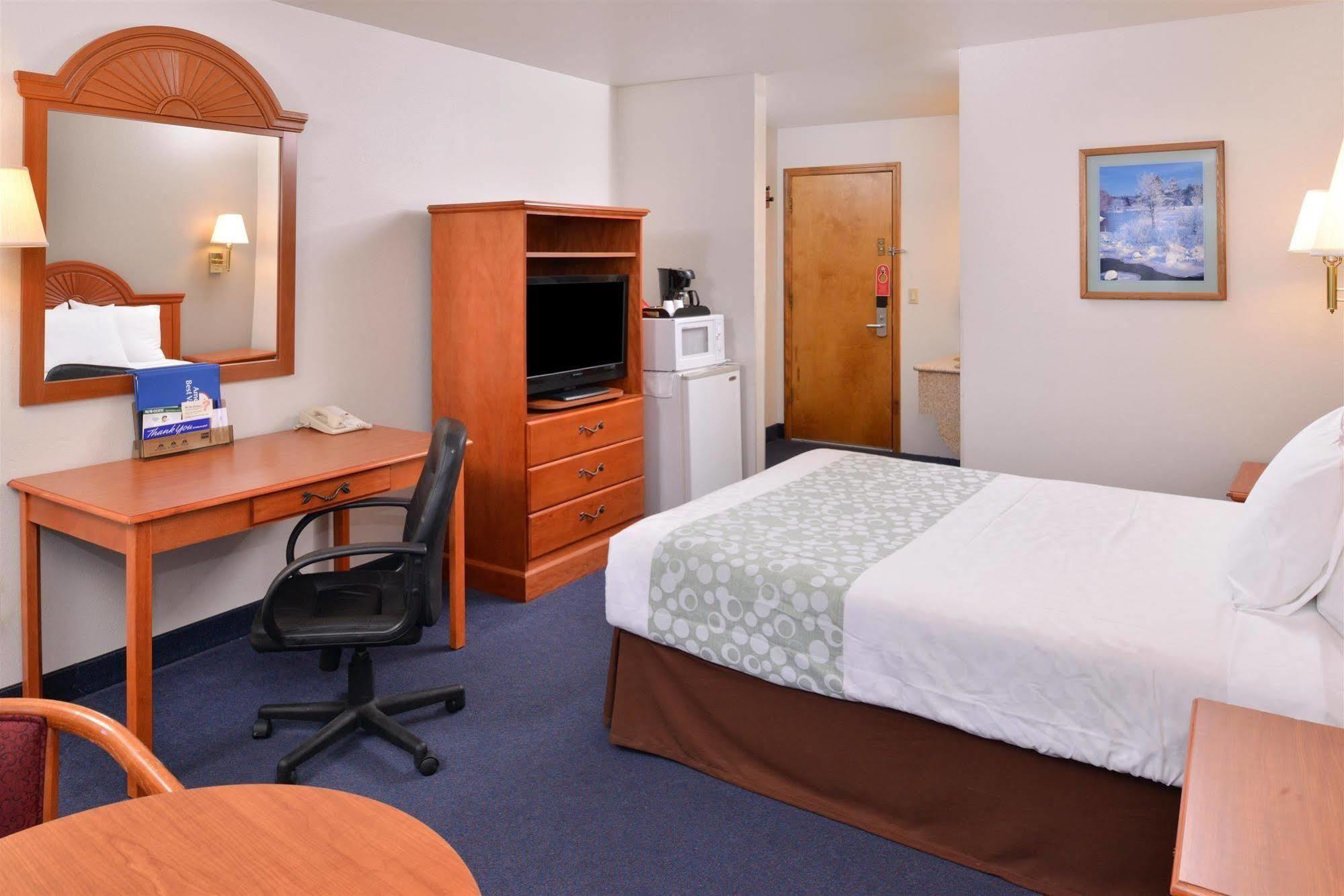 Americas Best Value Inn Burns Zewnętrze zdjęcie